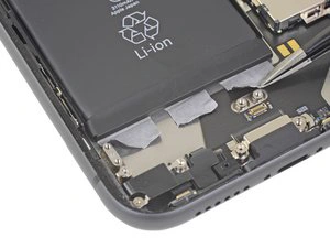 iPhone Batarya Değişimi Nasıl Yapılır? | Vip İletişim Trabzon iPhone Batarya Değişimi Nasıl Yapılır? | Vip İletişim Trabzon