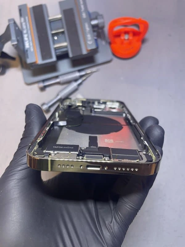 iPhone Kulaklık Soketi Değişimi Trabzon