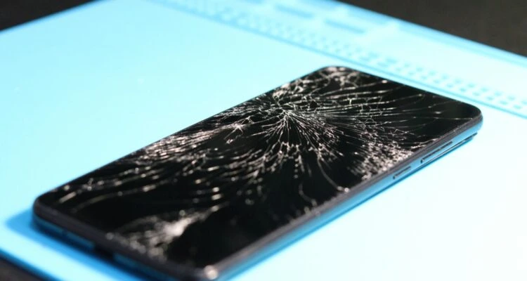 Telefon Ekran Değişimi | iPhone, Samsung, Xiaomi, Redmi, Oppo ve Tüm Modeller - Buca Telefon Tamiri Telefon Ekran Değişimi | iPhone, Samsung, Xiaomi, Redmi, Oppo ve Tüm Modeller - Buca Telefon Tamiri